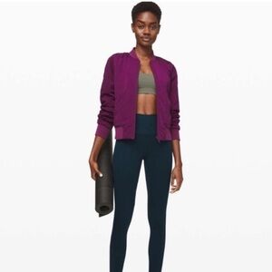 Lululemon Non-Stop Bomber Jacket Quilted
Reversible in Marvel - Women’s Size 6